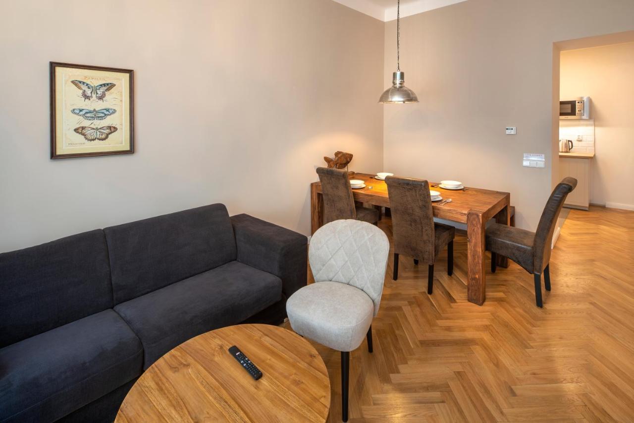 Apart Hotel Zborovska Praga Esterno foto