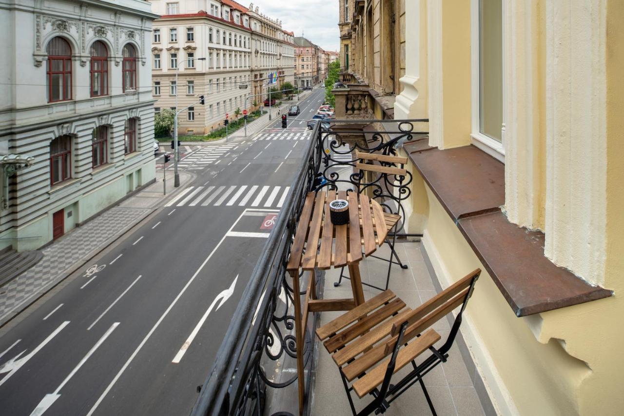 Apart Hotel Zborovska Praga Esterno foto