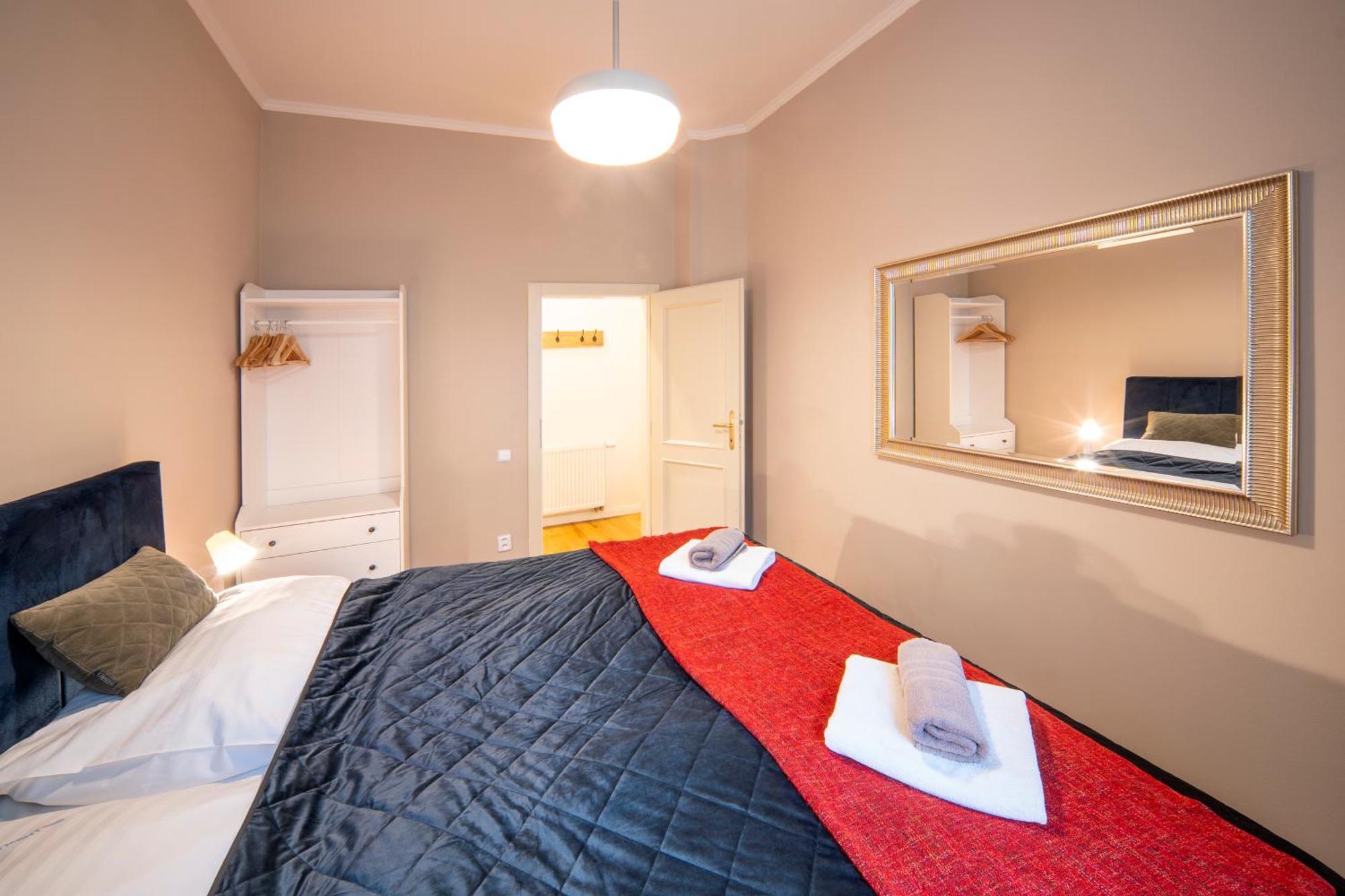 Apart Hotel Zborovska Praga Esterno foto